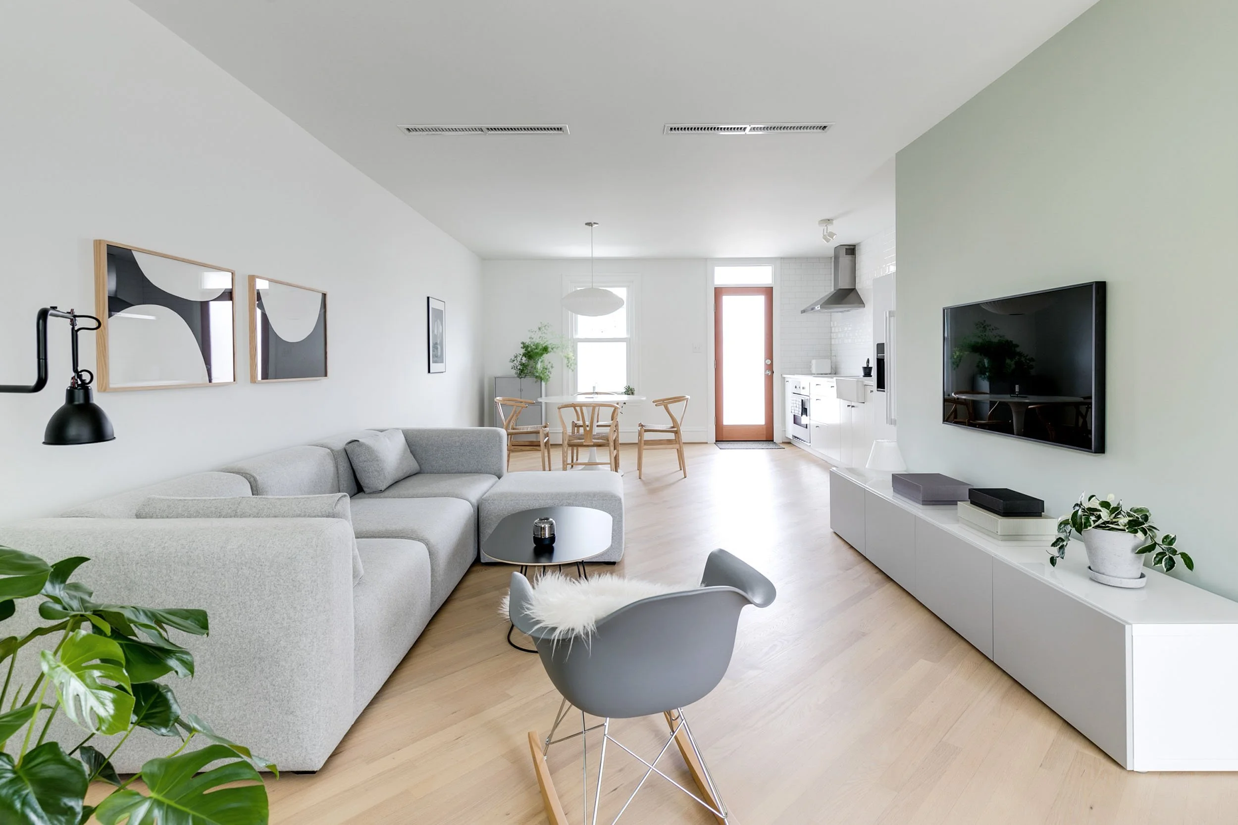 Living with less brings peace of mind?>